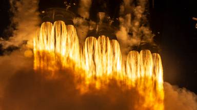 SpaceX's Falcon Heavy Successfully Shipped 24 Satellites to The Orbit